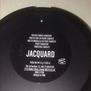 🆕Younique Pressed Powder